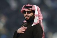 تركي آل الشيخ يعلن وصول زوار موسم الرياض إلى 20 مليون زائر