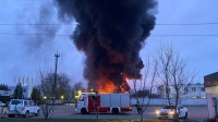 حريق في مستودع النفط الروسي إثر غارة بمسيرة أوكرانية - The Moscow Times