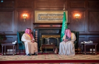  الأمير عبد العزيز بن سعود يلتقي أمير منطقة تبوك ونائبه - واس