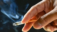  التدخين يُضاعف الالتهابات اللثوية ويزيد فشل زراعة الأسنان - مشاع إبداعي