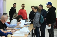 الناخبون في سلوفاكيا يتوجهون إلى مراكز الاقتراع لانتخاب رئيس جديد- رويترز