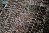 جموع المصلين خلال ليلة الـ 29 من رمضان بالمسجد النبوي - واس 