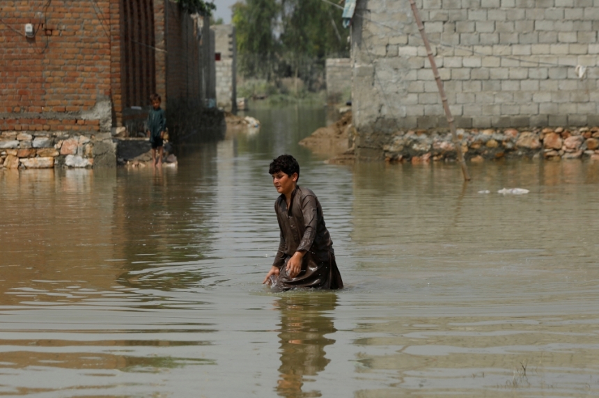 الأمطار تخلف 18 قتيلًا جنوب غرب باكستان - رويترز