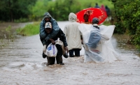 أحداث عالمية.. ارتفاع حصيلة ضحايا فيضانات كينيا وانفجار لغمين في باكستان