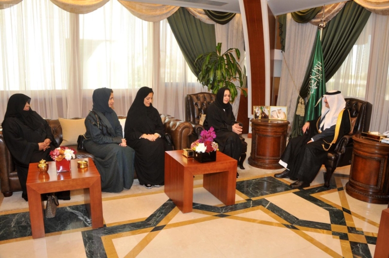 الأمير سعود بن نايف يستقبل عضوات مجلس إدارة غرفة الشرقية 