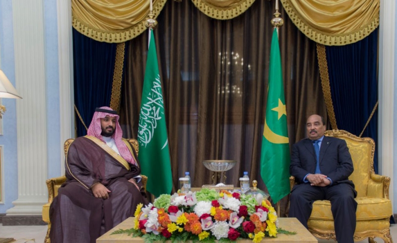 ولي ولي العهد يعقد اجتماعا مع رئيس جمهورية موريتانيا
