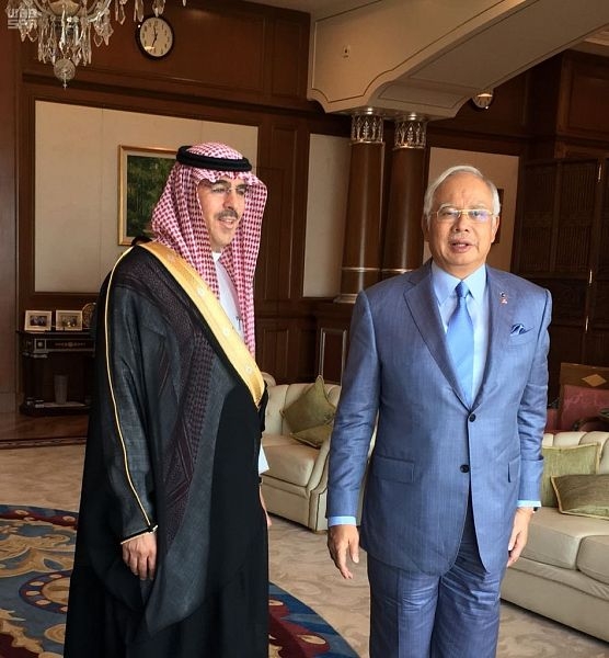 خادم الحرمين الشريفين يوجه دعوة لرئيس وزراء ماليزيا لحضور القمة العربية الإسلامية الأمريكية
