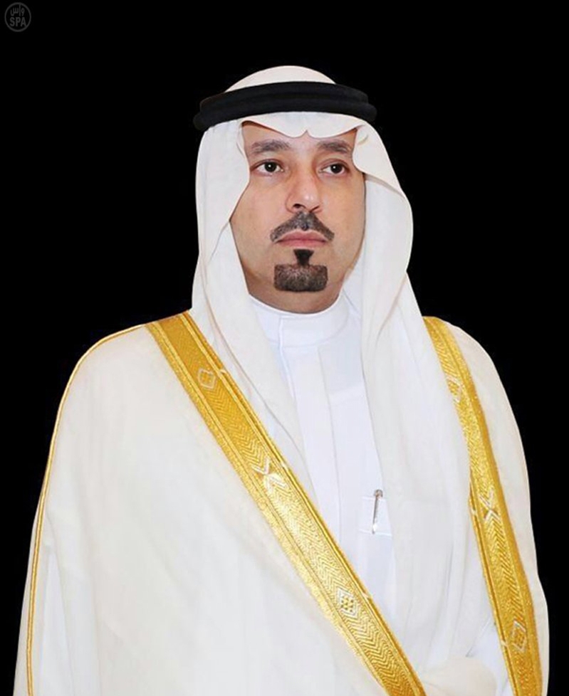  أمير منطقة مكة المكرمة يتفقد مجمع صالات الحج والعمرة بمطار الملك عبدالعزيز الدولي بجدة