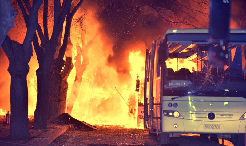 28 قتيلا و 61 جريحاً في انفجار سيارة مفخخة وسط العاصمة التركية
