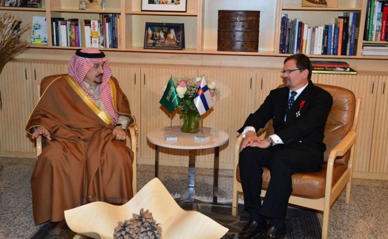 أمير الرياض يحضر حفل سفارة فنلندا
