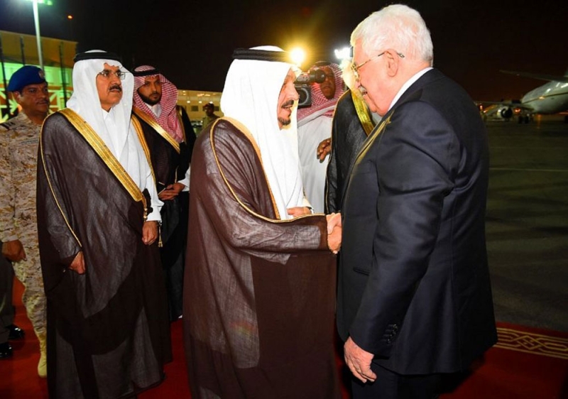 الرئيس الفلسطيني «محمود عباس» يصل الرياض
