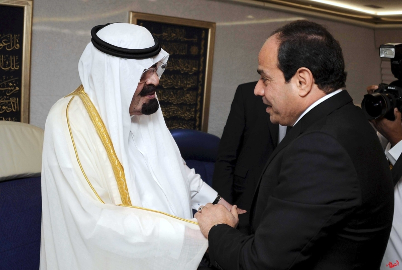 خادم الحرمين الشريفين و الرئيس المصري عبدالفتاح السيسي في لقاء سابق (أرشيف)