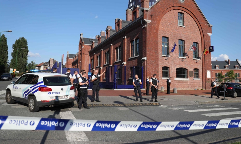 الشرطة البلجيكية تعلن مقتل منفذ الاعتداء بساطور على شرطيتين في شارلروا