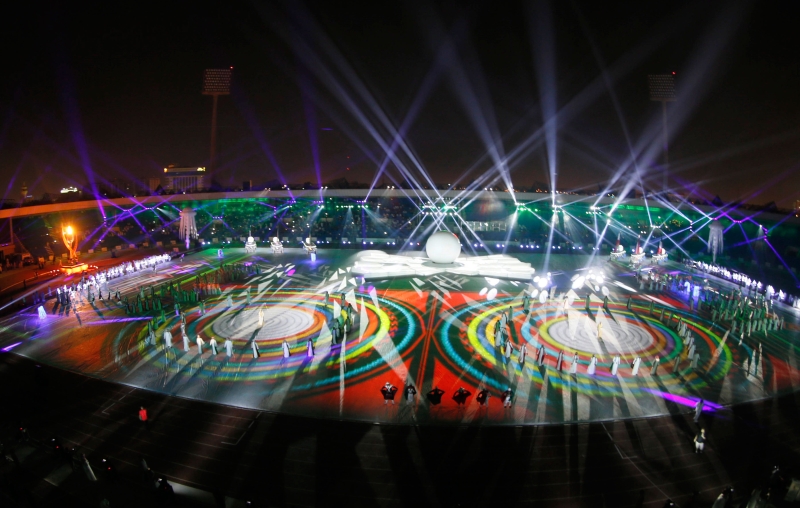 أمير المنطقة الشرقية يفتتح دورة الألعاب الخليجية الثانية
