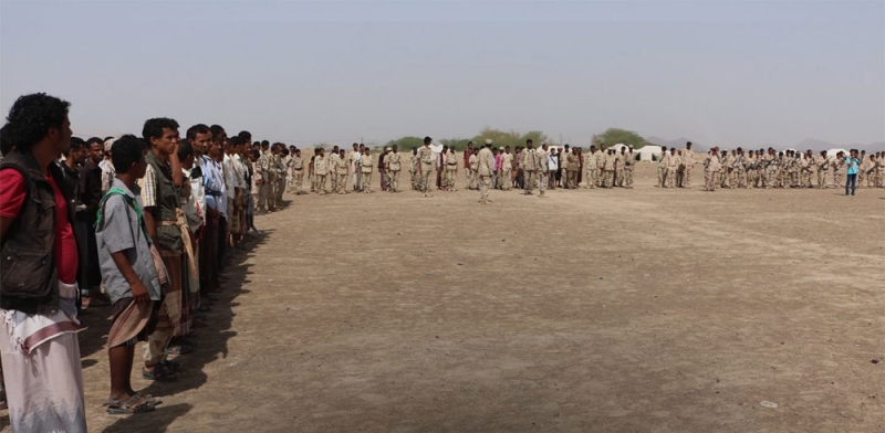 انضمام المئات من الضابط والجنود المقاتلين في صفوف الانقلابيين إلى قوات الجيش