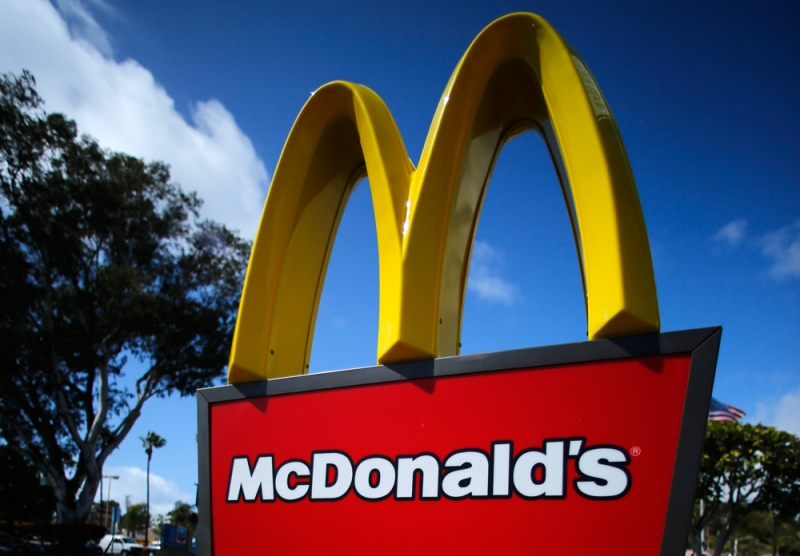 انخفاض مبيعات ماكدونالدز العالمية بنسبة 2،2 بالمائة
