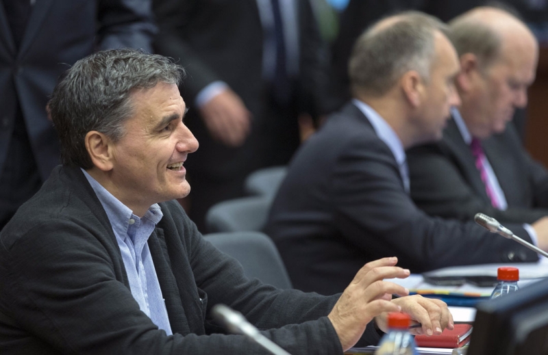 وزير المالية اليوناني في الاجتماع في بروكسل اليوم (رويترز) 