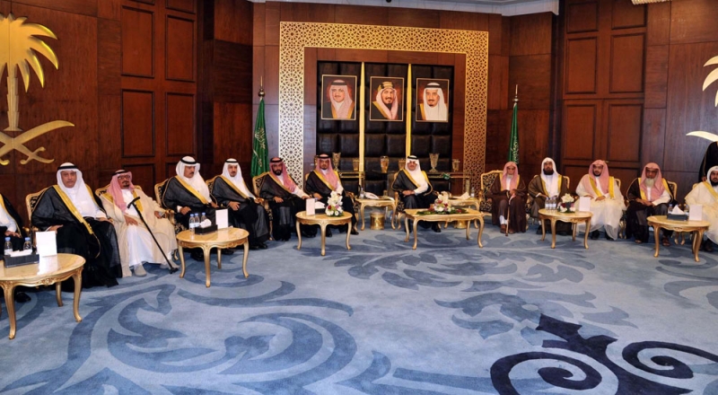 الأمير سعود بن نايف يستقبل أصحاب السمو والفضيلة والمسؤولين وعدداً من الأهالي ورئيس مجلس إدارة 