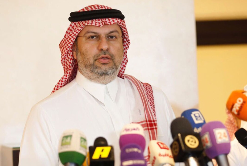 الأمير عبدالله بن مساعد يتحدث في المؤتمر الصحفي (اليوم)