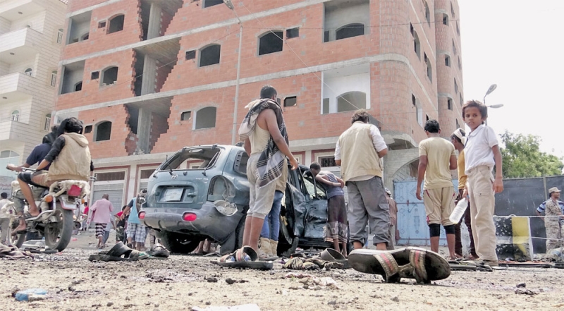 موقع التفجير الانتحاري الذي استهدف مجندين في مدينة عدن أمس