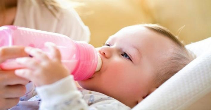الحليب الذي تنتجه الأمهات المرضعات ينتج مواد تكافح العدوى (اليوم)