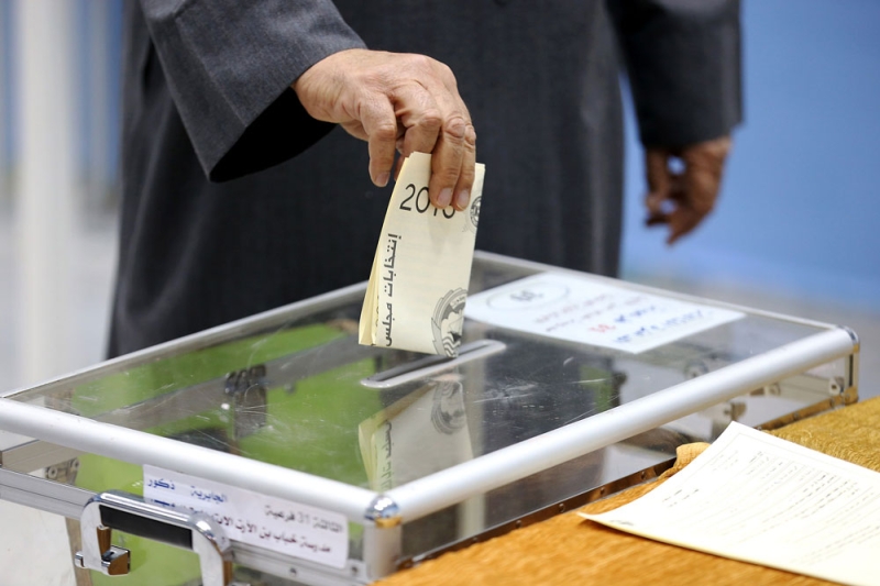 إغلاق صناديق الاقتراع في جميع دوائر الكويت بانتخابات مجلس الأمة