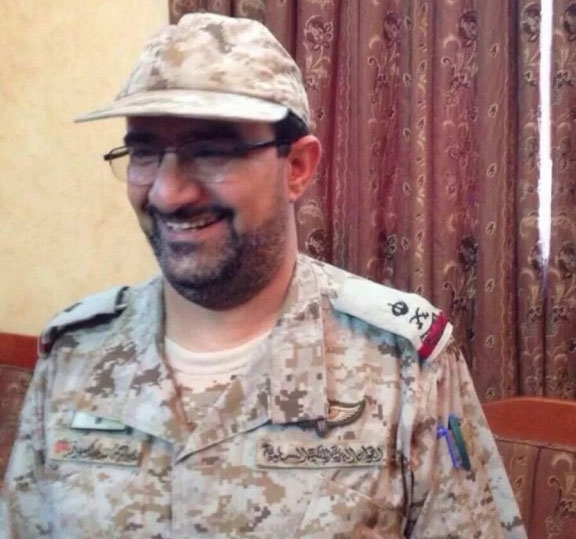 استشهاد قائد اللواء الثامن عشر اللواء الركن عبدالرحمن الشهراني اثناء تفقده الصفوف الأمامية 