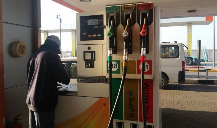 الكويت تقرر رفع أسعار البنزين من سبتمبر