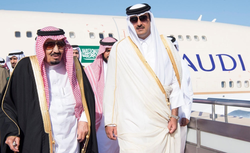 خادم الحرمين الشريفين يصل إلى الدوحة
