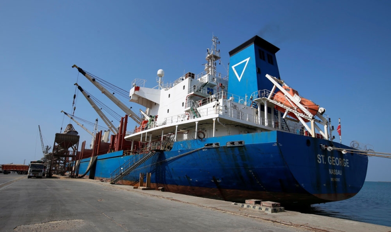 تشديد الرقابة على ميناء الحديدة لقطع تهريب الأسلحة الإيرانية للحوثيين (رويترز)