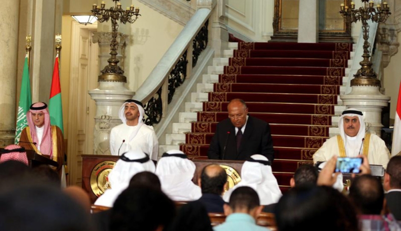 الدول الداعية لمحاربة الإرهاب تسعى إلى تجاوز ملف قطر التي اختارت العزلة (رويترز)