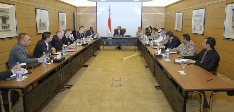 نائب الرئيس اليمني يلتقي فريق العمل الأمني المنبثق عن مجموعة أصدقاء بلاده (سبأ)

