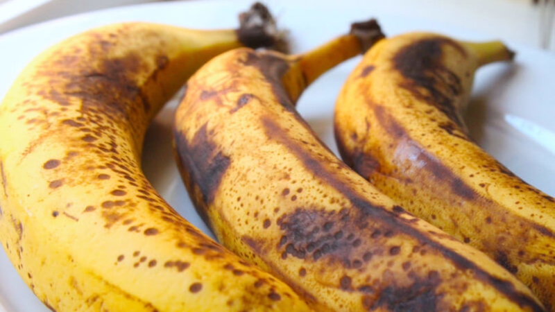 «الموز الأسود» يحمي من السرطان ويعالج حرقة المعدة وفقر الدم (اليوم)