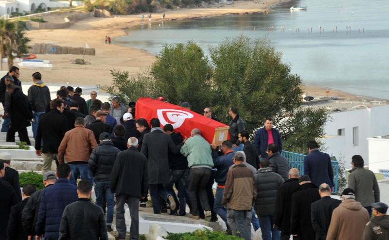 تشييع تونسي قتل في الهجوم على المطعم التركي
