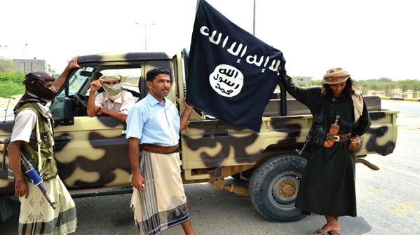 عناصر من تنظيم القاعدة في اليمن، حيث زادت وتيرة عملياتهم ضد الحوثيين