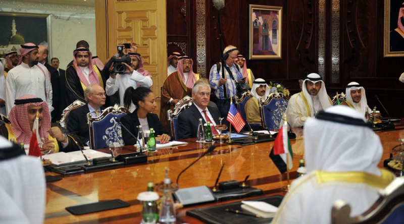 وزراء خارجية المملكة والإمارات والبحرين ومصر والكويت يجتمعون مع وزير الخارجية الأمريكي
