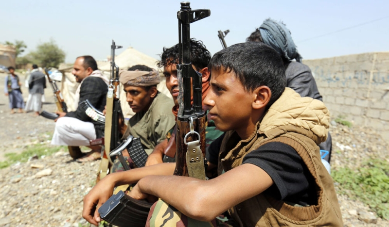 الحوثيون ما زالوا يجندون الأطفال في انتهاك واضح لحقوق الطفولة