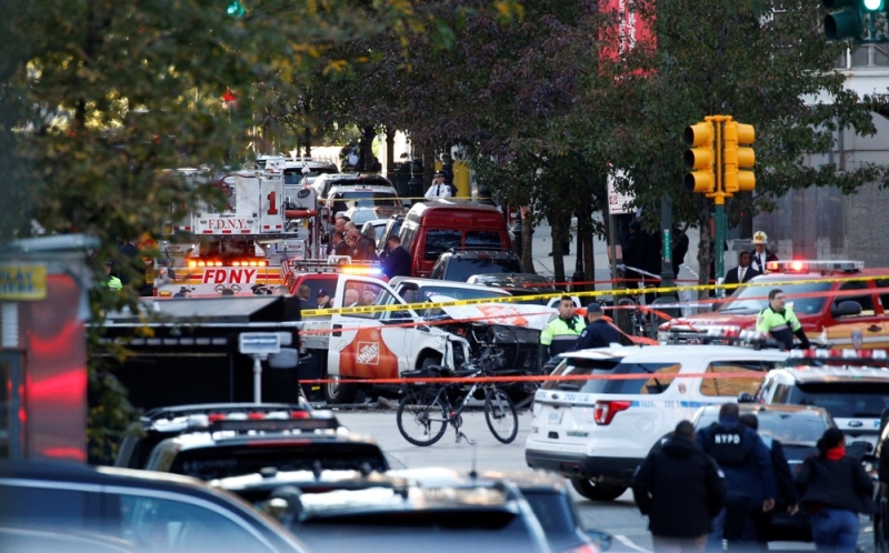 8 قتلى و11 مصابًا دهسًا بشاحنة في هجوم إرهابي بنيويورك