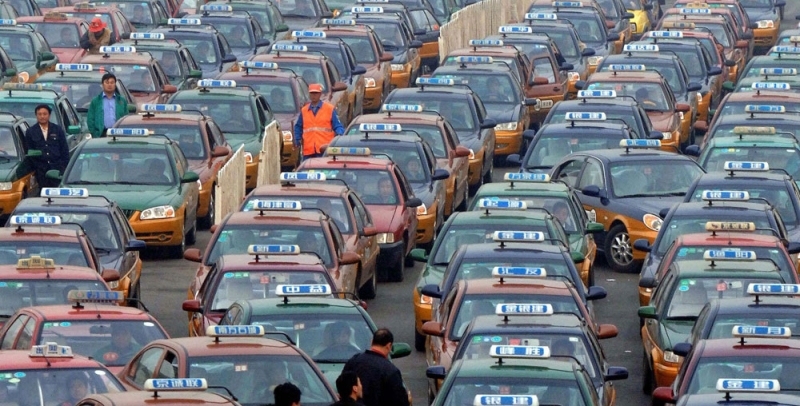 شركات سيارات الأجرة في الصين احتكارات محمية