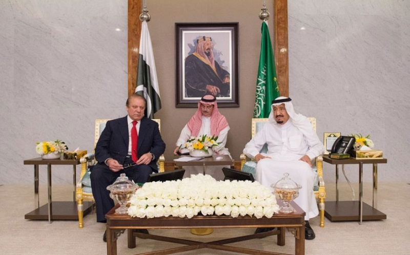 خادم الحرمين الشريفين يعقد جلسة مباحثات مع رئيس وزراء جمهورية باكستان الإسلامية