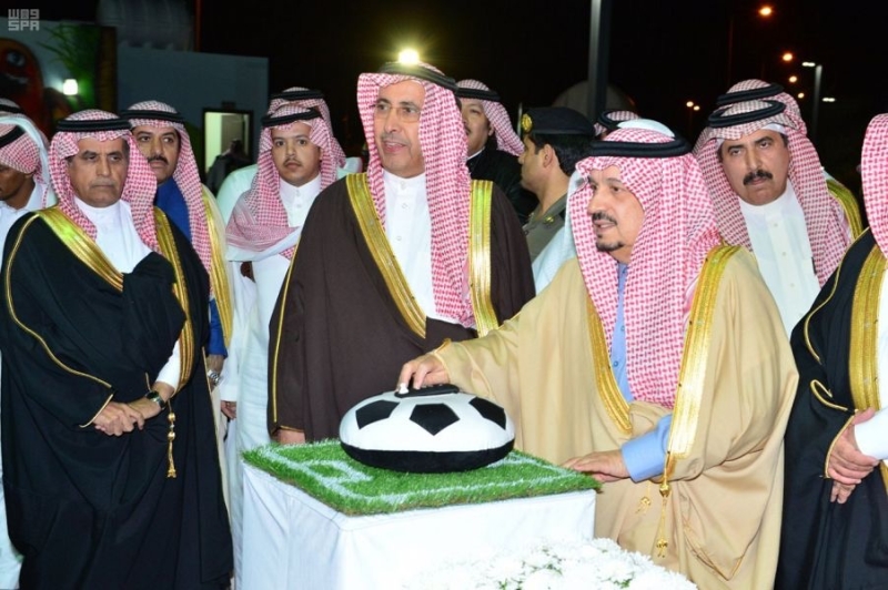 أمير الرياض يدشن 17 مشروعًا في العاصمة