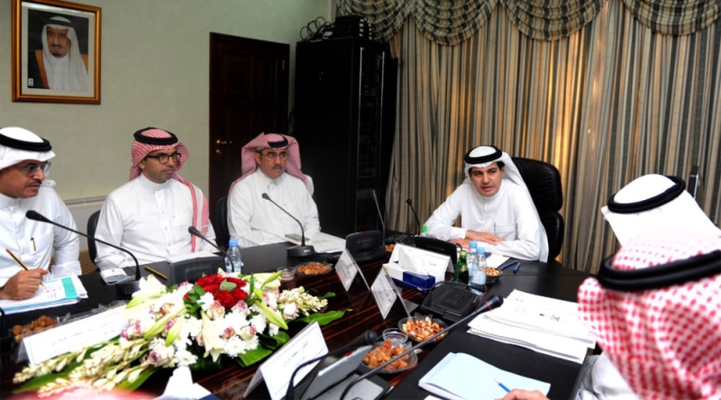 وزير الثقافة والإعلام يعقد اجتماعاً مع وكلاء ومديري إدارات الوزارة
