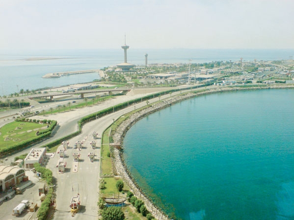جسر الملك فهد ساهم في التنمية الاقتصادية بين المملكتين منذ افتتاحه عام 1986 