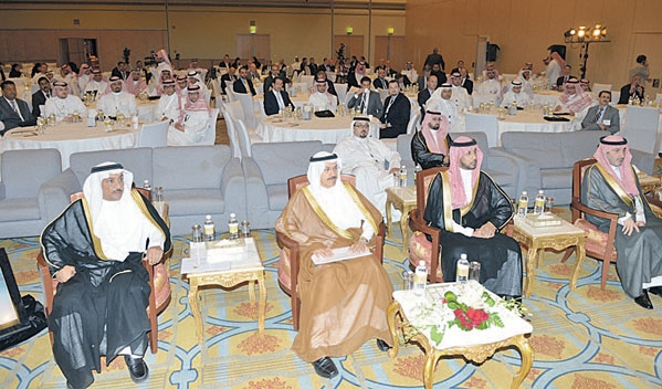 لقطة لحضور مؤتمر المشاريع الكبرى للنقل والبنية التحتية السعودي 2014 