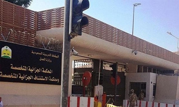 «الجزائية» تدين 5 متهمين سعوديين اتبعوا مدعيا للنبوة بالكويت
