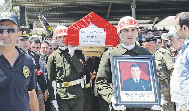  تركيا تشيّع جثمان جندي قتل على الحدود مع سوريا 