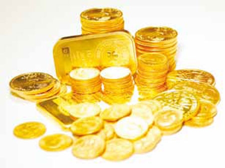 الذهب ينزل لأقل سعر في 7 أشهر ونصف وسط ترقب لاجتماع المركزي الأمريكي