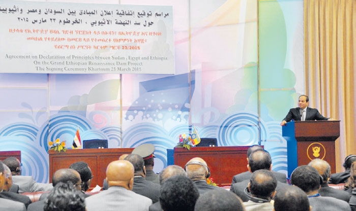 الرئيس المصري متحدثا عقب توقيع إعلان المبادئ