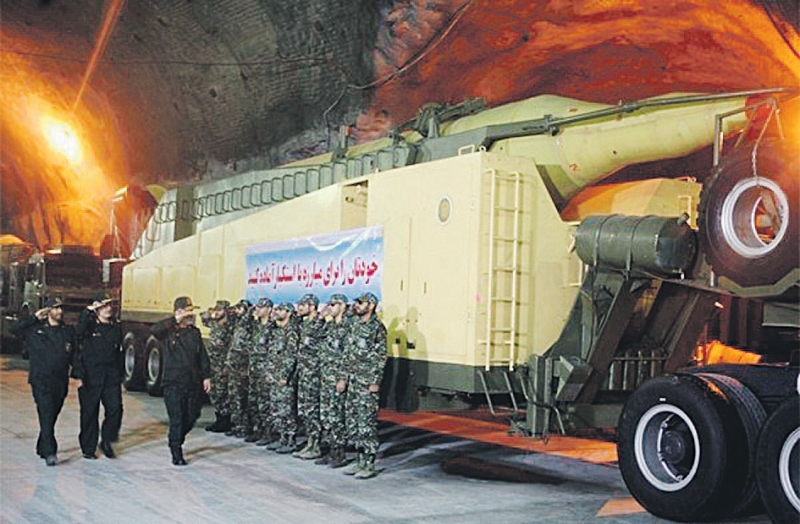 قاعدة صواريخ تحت الأرض تابعة للحرس الثوري الإيراني