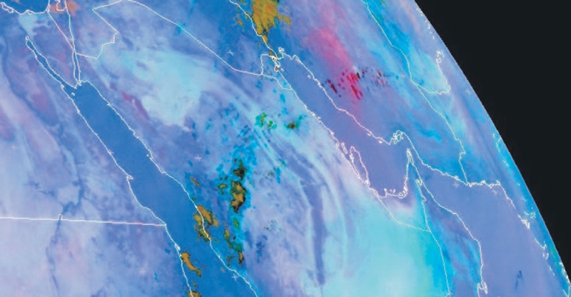 صورة الأقمار الصناعية ترصد حالة ممطرة غرب وجنوب المملكة 
